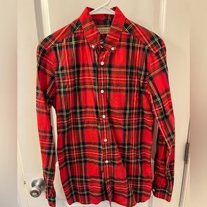 Burberry men’s casual patterned dress shirt (S)